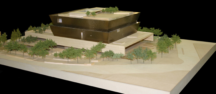 NMAAH: closeup photo of competition model mall side